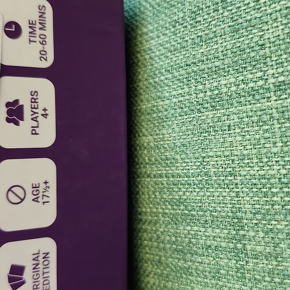 Hit Send Texting Card Game - Picture 4 of 12